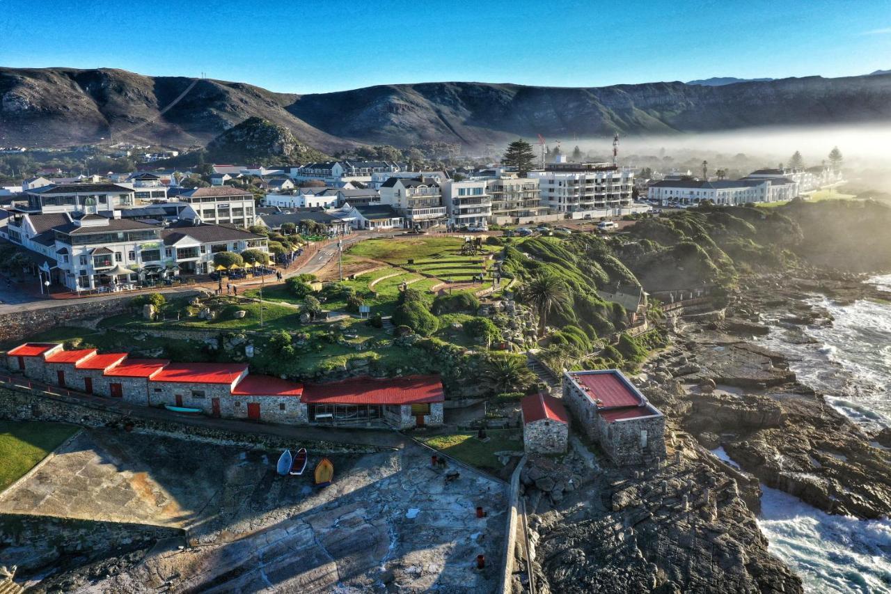 Walker Bay Luxury Seafront Apartment Hermanus Exteriör bild